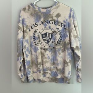 Hollister Men's Blue and Gray Tie-Dye Crewneck Sweater
